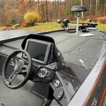 Skeeter zx 250