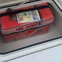 Ranger boats 2400 bay