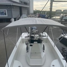Ranger boats 2400 bay