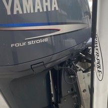 Ranger boats 2400 bay