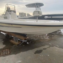 Ranger boats 2400 bay