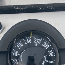 Ranger boats 2400 bay