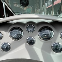 Sea ray 260 bow rider select