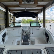 Sea Ray 240 Sundeck