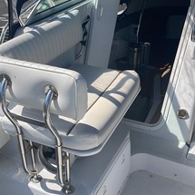Glacier bay isle runner blue hull 2670