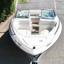 Sea ray 260 bow rider select