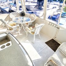 Carver 41 Cockpit Motor Yacht