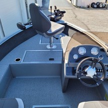 Starcraft Marine Stealth 166 SC