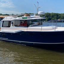 Ranger Tugs R-27