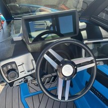 Malibu Wakesetter 23 LSV