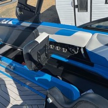Malibu Wakesetter 23 LSV