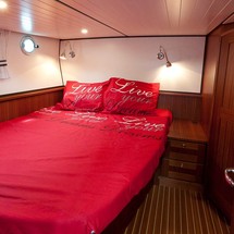 Linssen 32 AC