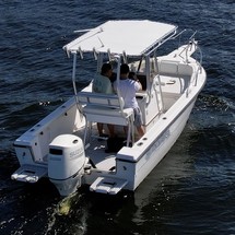 Pursuit 2870 center console