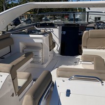 Regal 3550 Cuddy
