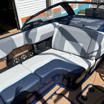Malibu Wakesetter 23 LSV