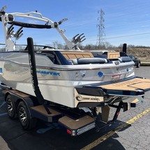 Malibu Wakesetter 23 LSV