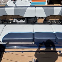 Malibu Wakesetter 23 LSV