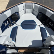 Malibu Wakesetter 23 LSV