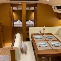 Jeanneau 54