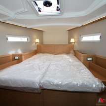 Jeanneau Sun Odyssey 410