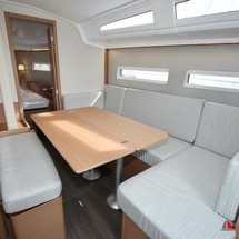 Jeanneau Sun Odyssey 410