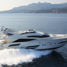 Dominator 780