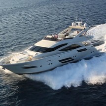Dominator 780