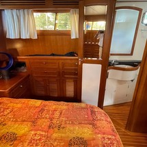 Swordsman 40 aft cabin