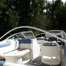 Bayliner 190 Deck Boat