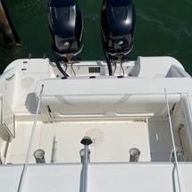 Boston Whaler 320 Outrage