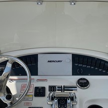 Boston Whaler 320 Outrage