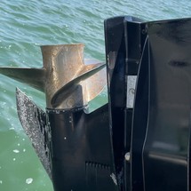 Boston Whaler 320 Outrage