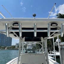 Boston Whaler 320 Outrage