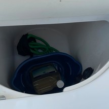 Boston Whaler 320 Outrage