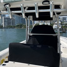 Boston Whaler 320 Outrage