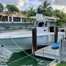 Boston Whaler 320 Outrage