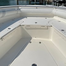 Boston Whaler 320 Outrage