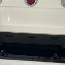 Boston Whaler 320 Outrage