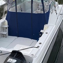 Glacier bay isle runner blue hull 2670