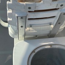 Glacier bay isle runner blue hull 2670