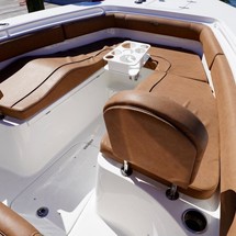 Sea Ray hunt ultra 211