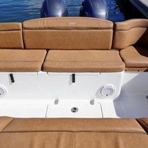 Sea Ray hunt ultra 211