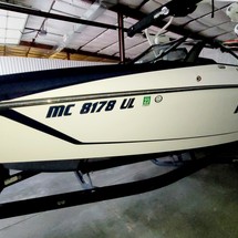 Malibu Wakesetter 24 MXZ