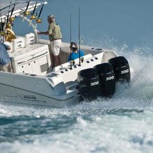 Boston Whaler 380 Outrage