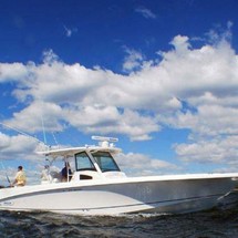 Boston Whaler 380 Outrage