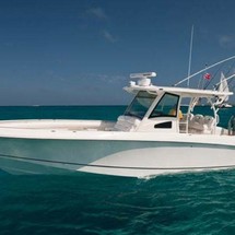 Boston Whaler 380 Outrage