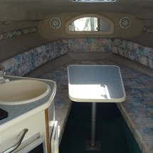 Sea Ray 240 Sundancer