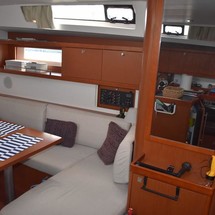 Beneteau Oceanis 45