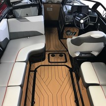 Malibu Wakesetter 23 LSV