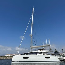Fountaine Pajot Astrea 42
